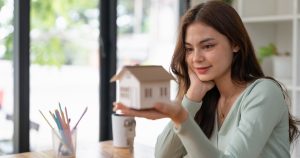 Do You Need a Solicitor or a Conveyancer? Here’s How to Decide